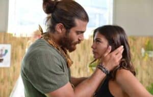 Explora novelas turcas con estas apps.